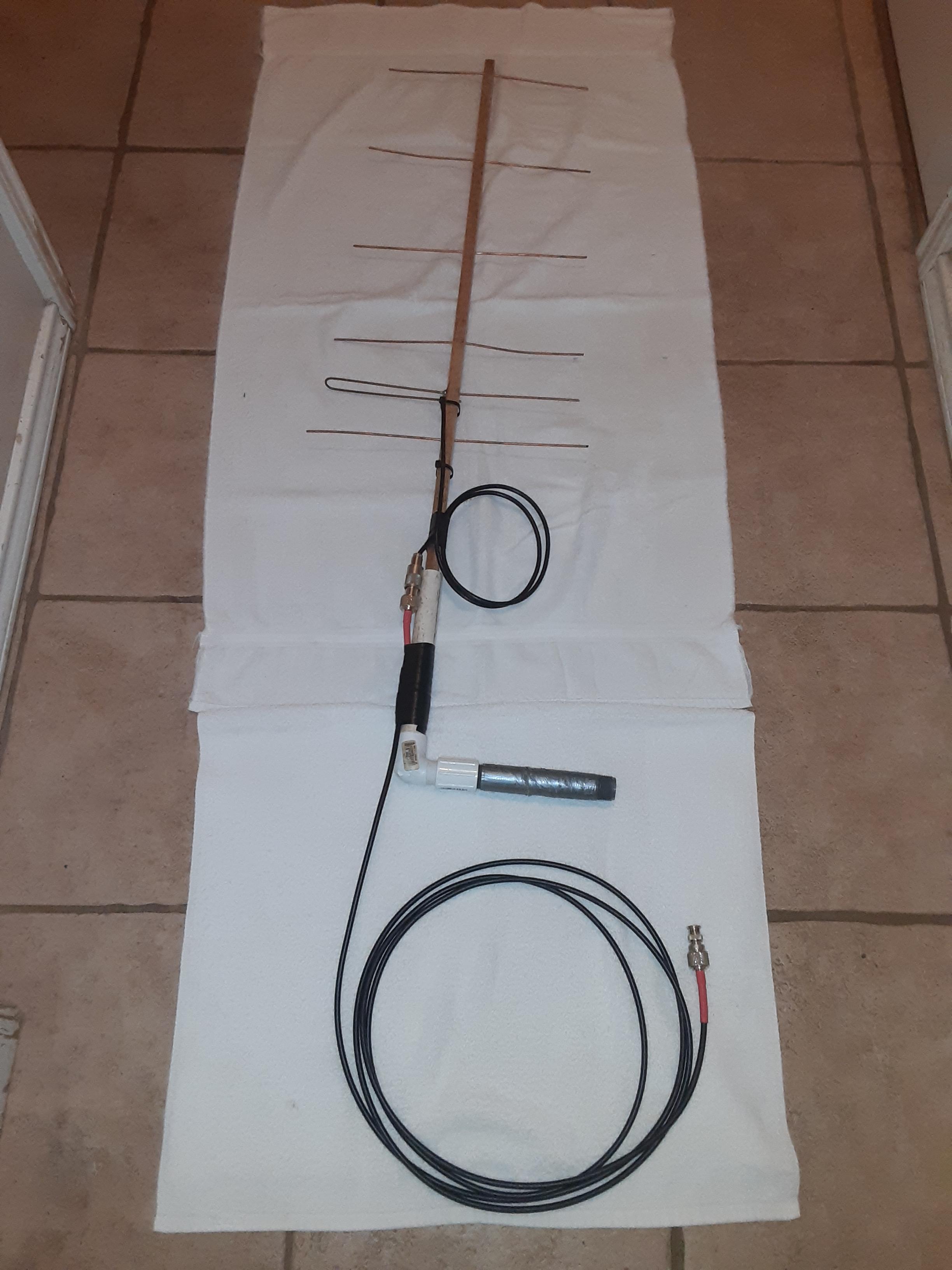antenna PVC handle and cables